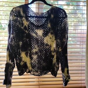 Natural Life Distressed Tie Dye Top